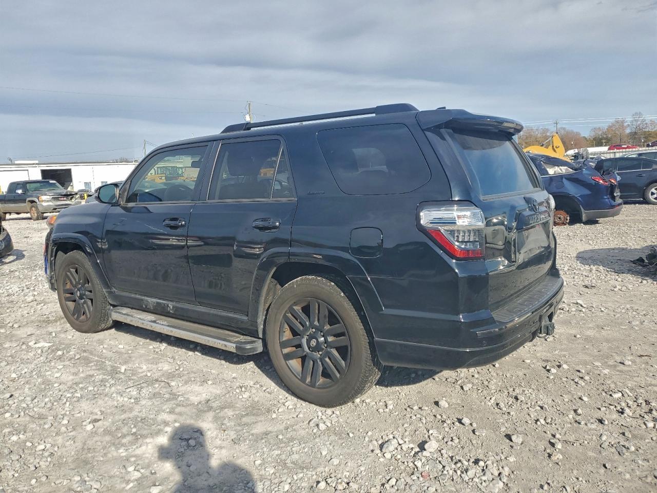 2019 Toyota 4Runner Sr5/Sr5 Premium - Image 2