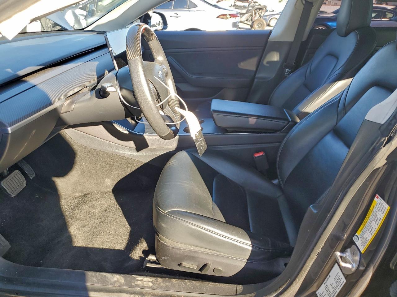 2019 Tesla Model 3 - Image 7