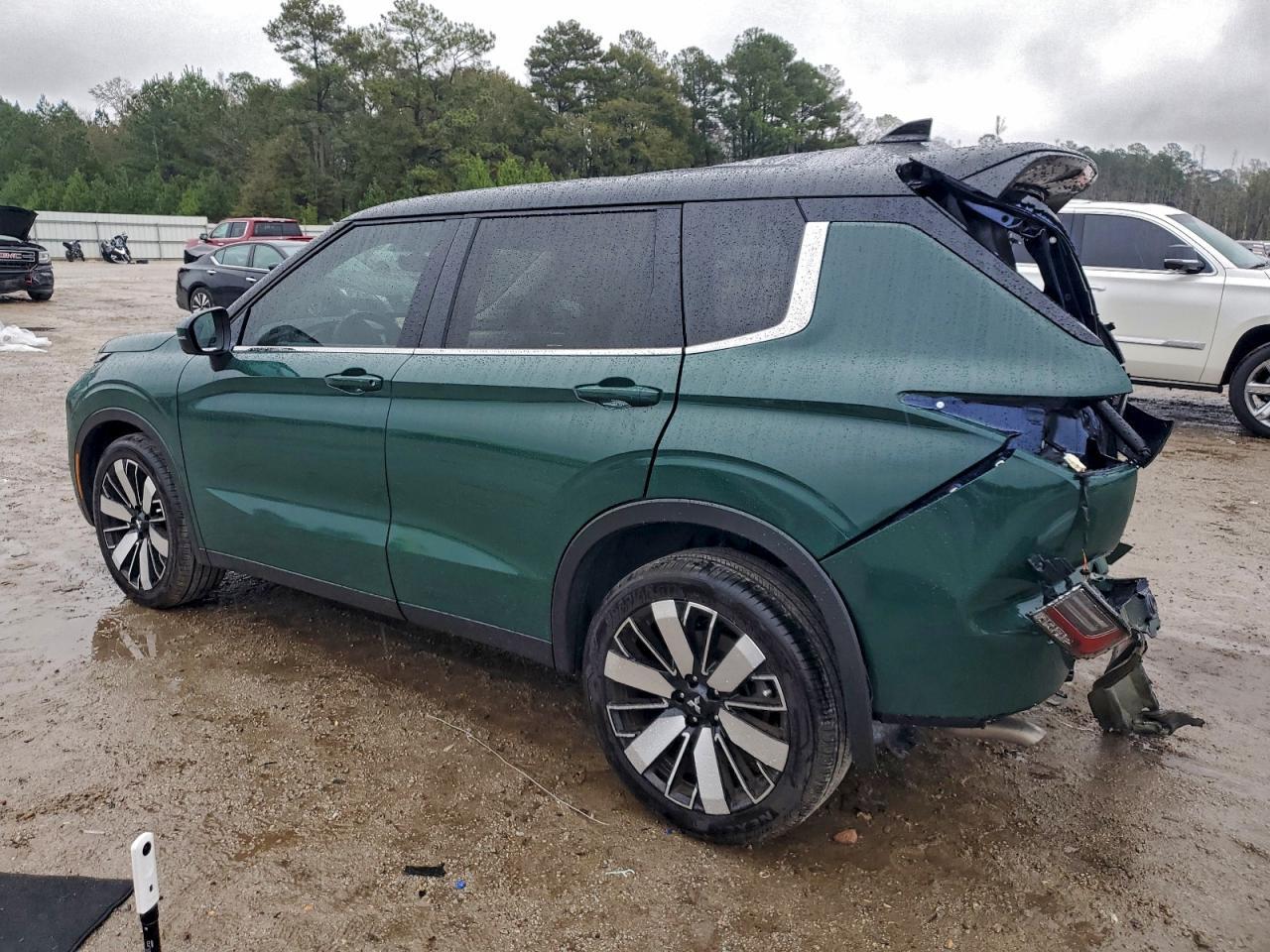 2025 Mitsubishi Outlander Se - Фото 2