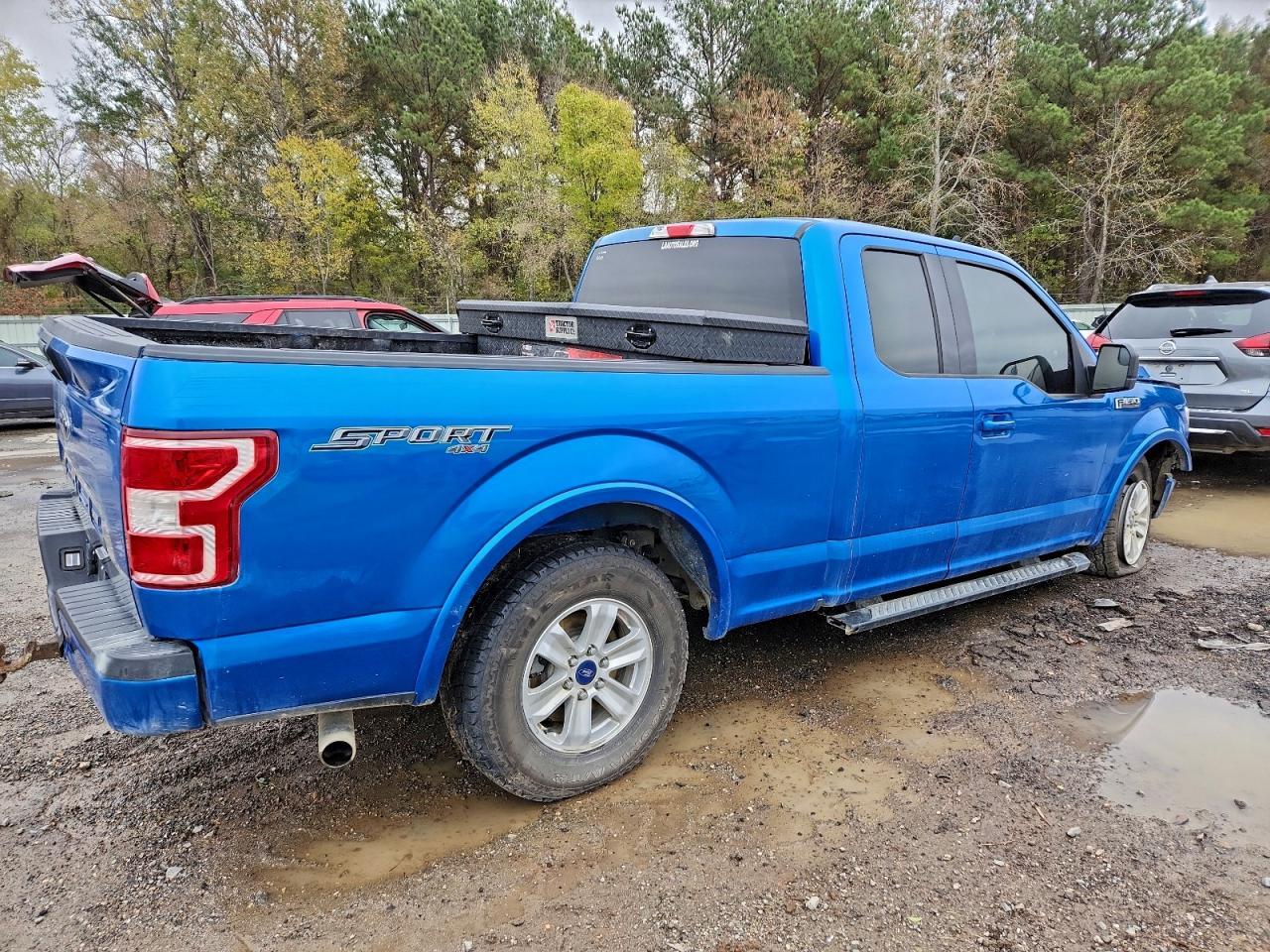 2020 Ford F150 Super Cab - Фото 3