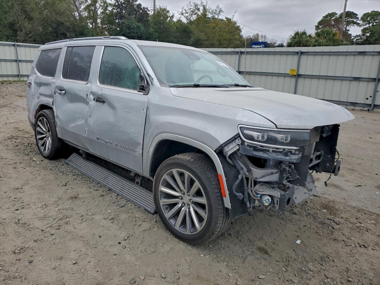 2022 Jeep Grand Wagoneer Series Ii - Фото 4