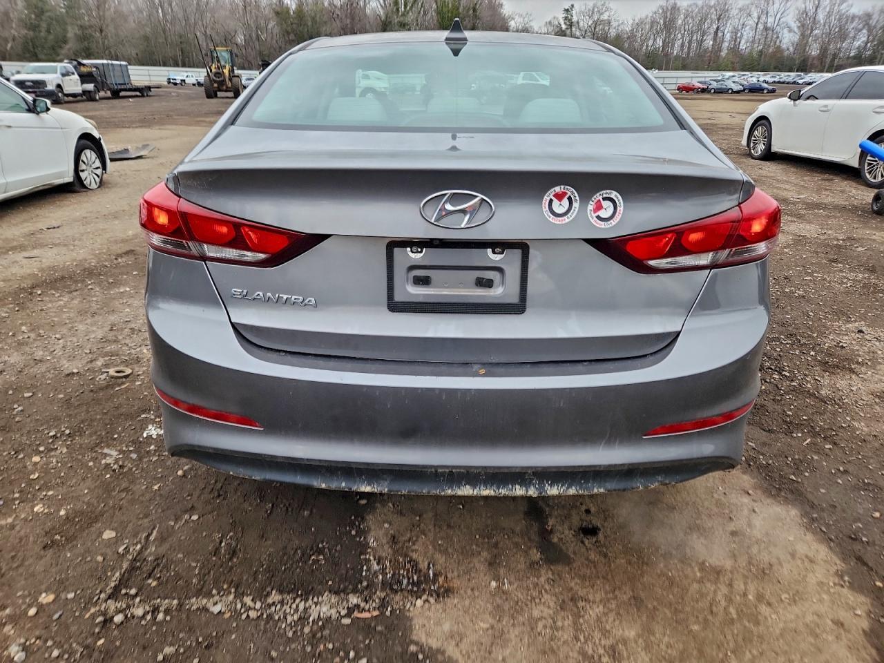2018 Hyundai Elantra Sel - Фото 6
