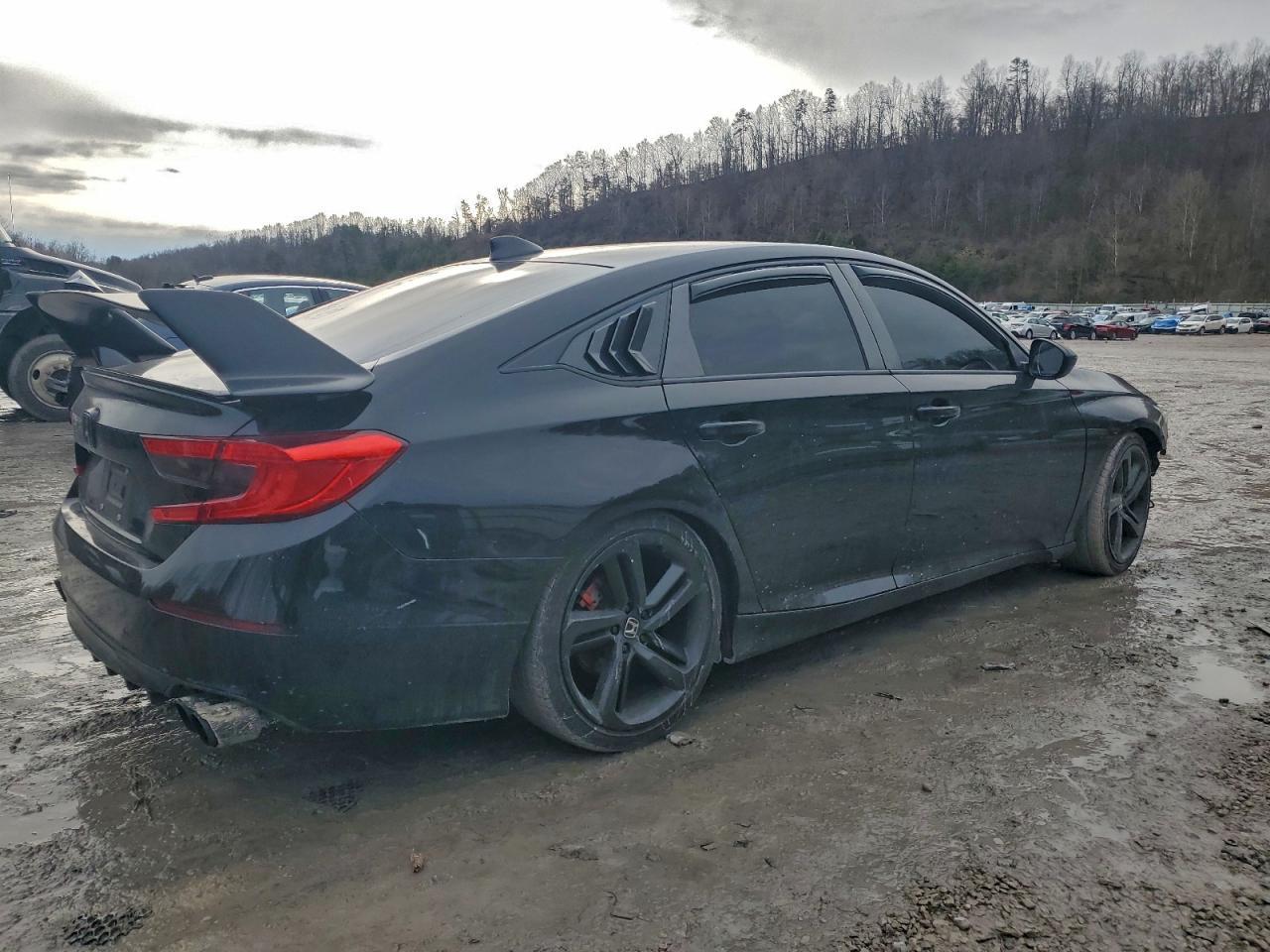 2018 Honda Accord Sport - Image 3