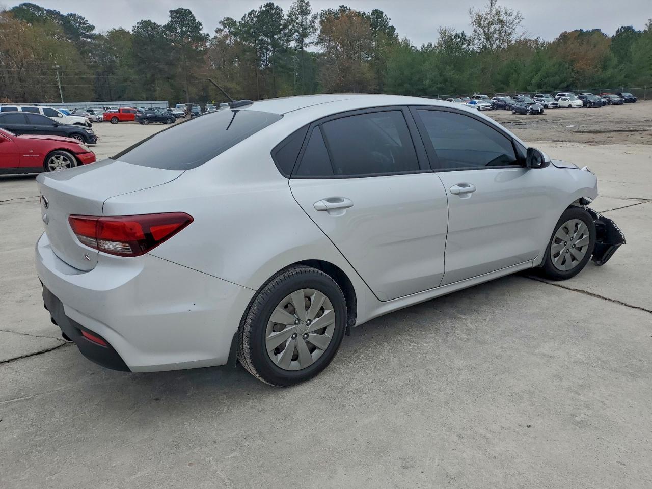 2020 Kia Rio Lx - Image 3