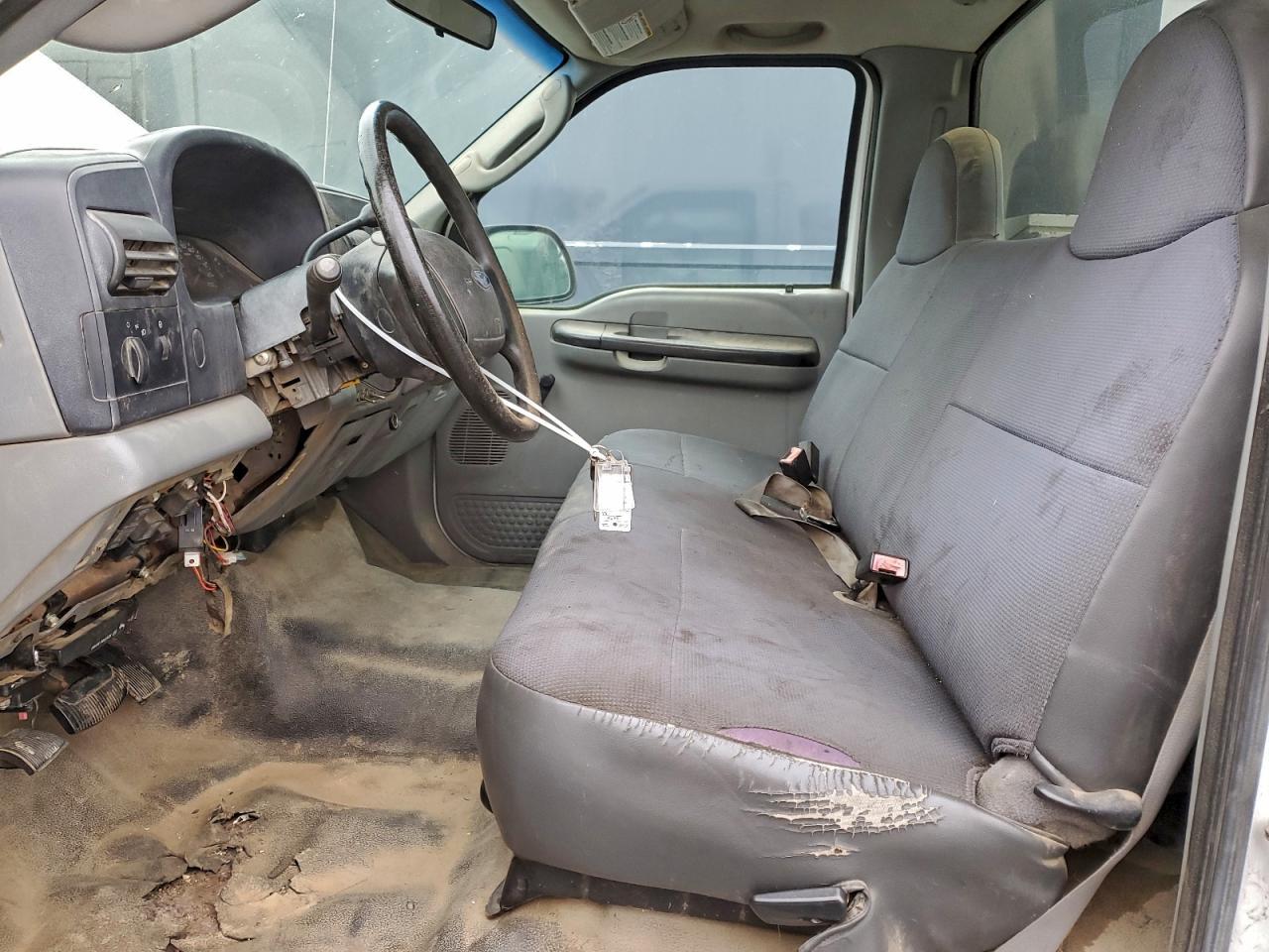 2005 Ford F250 Utility / Service Truck - Image 7