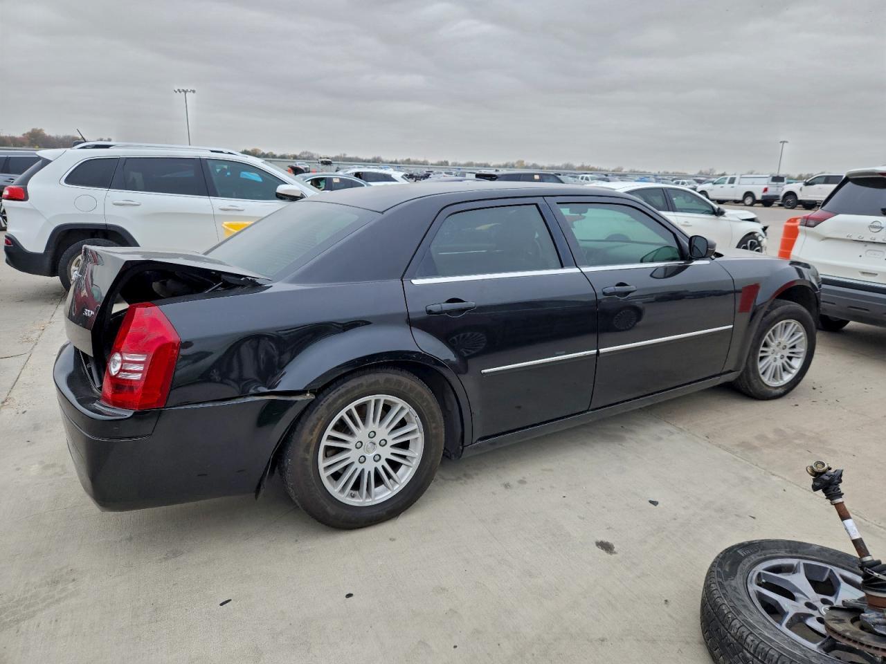 2009 Chrysler 300 Lx - Фото 3