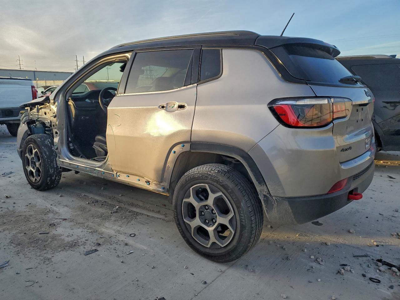 2022 Jeep Compass Trailhawk - Фото 2