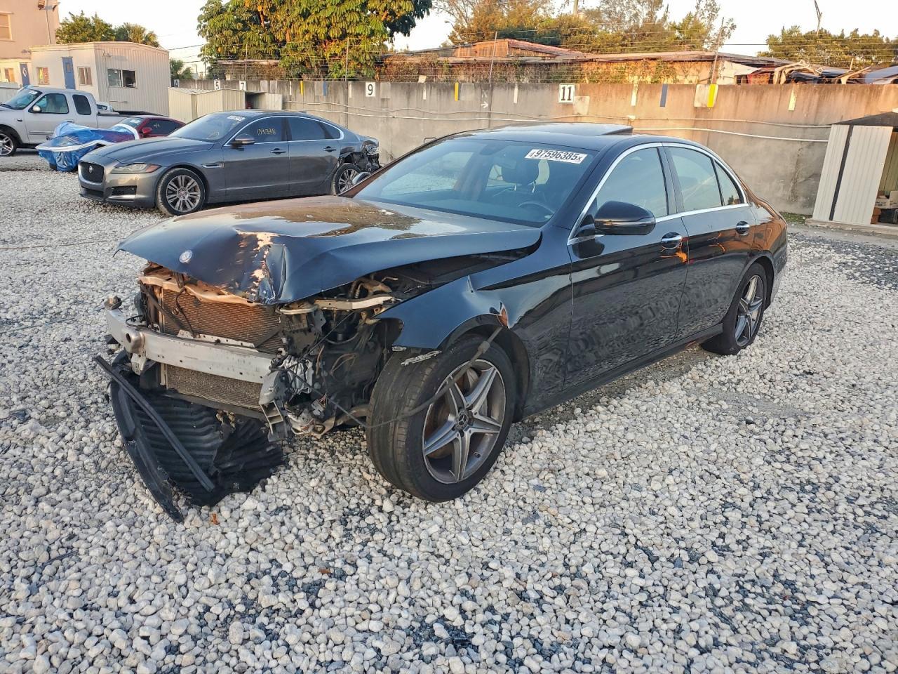 2017 Mercedes-Benz E 300 4Matic