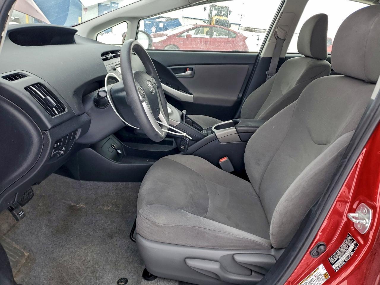2014 Toyota Prius - Фото 7
