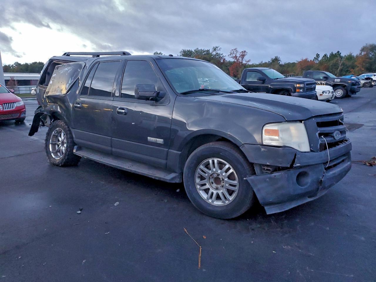 2007 Ford Expedition El Xlt - Image 4