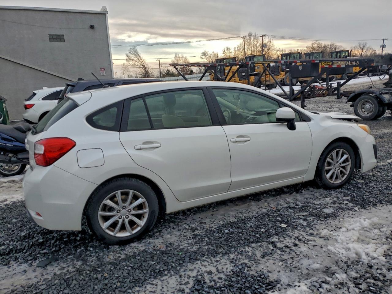 2013 Subaru Impreza Premium - Image 3