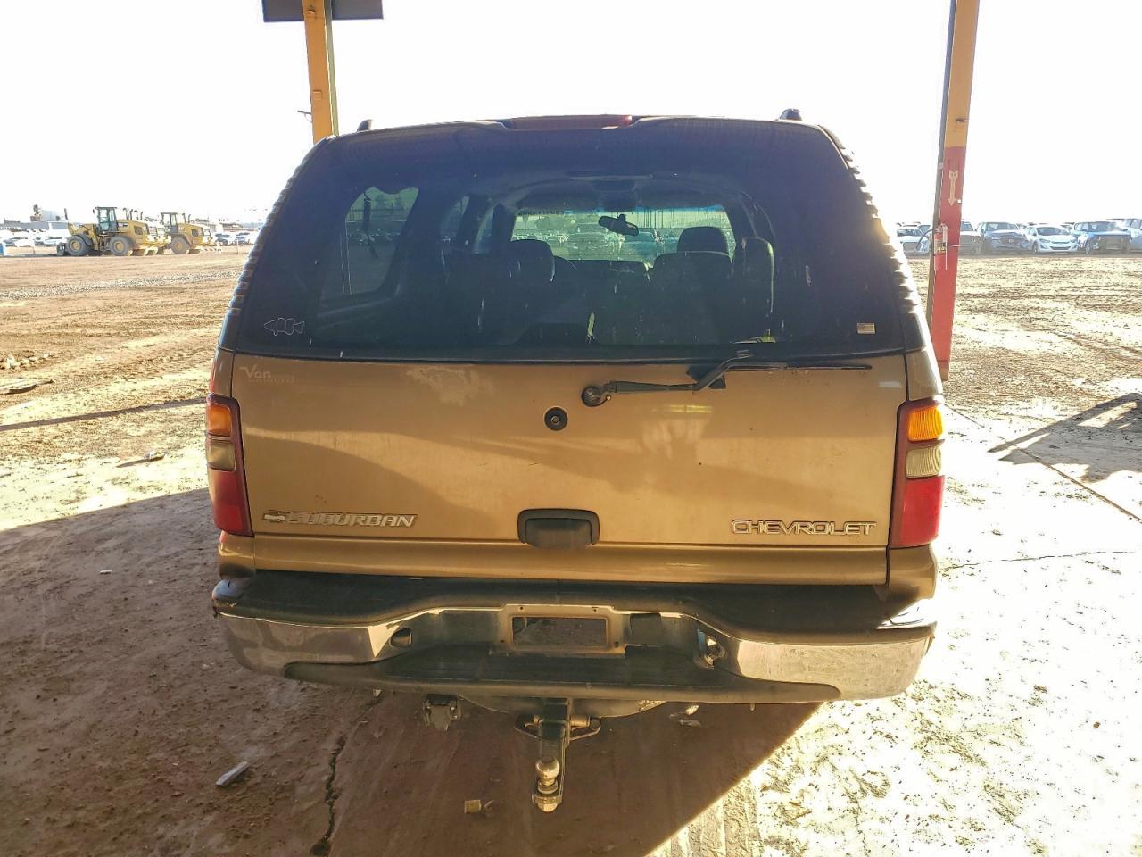 2003 Chevrolet Suburban C1500 - Image 6