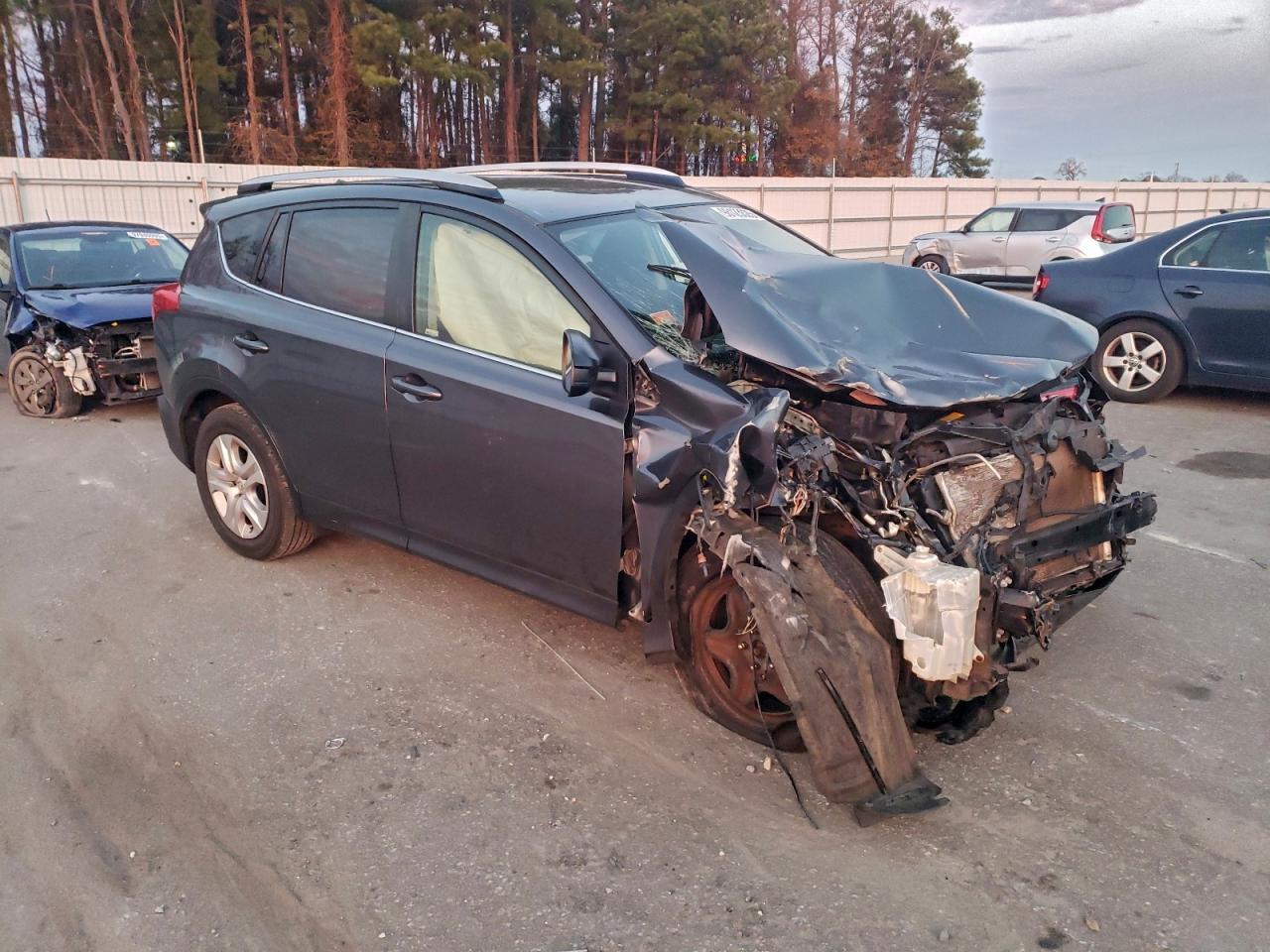 2014 Toyota Rav4 Le - Фото 4