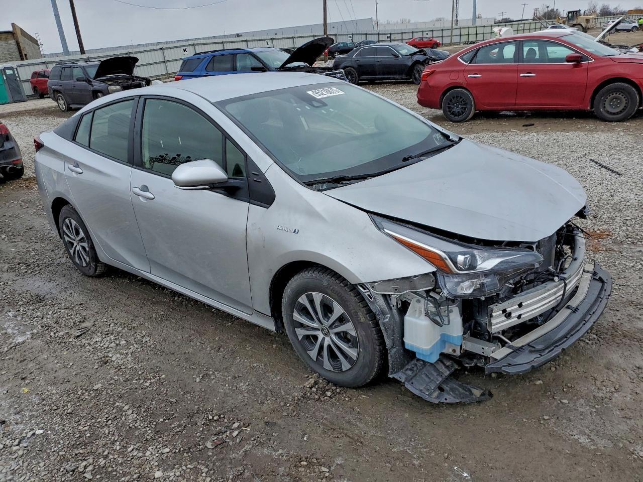 2022 Toyota Prius Le - Фото 4