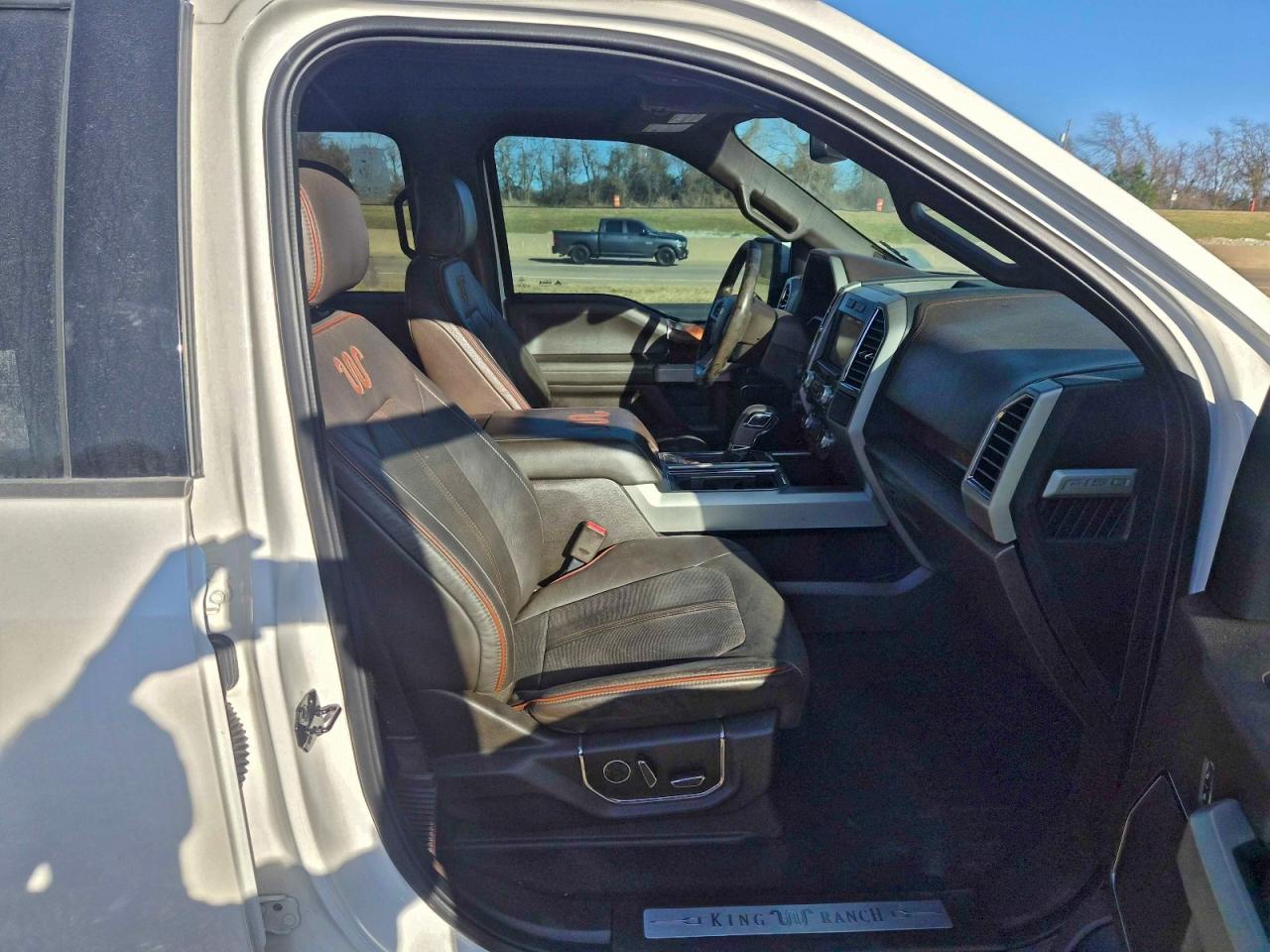 2016 Ford F150 Supercrew - Фото 5