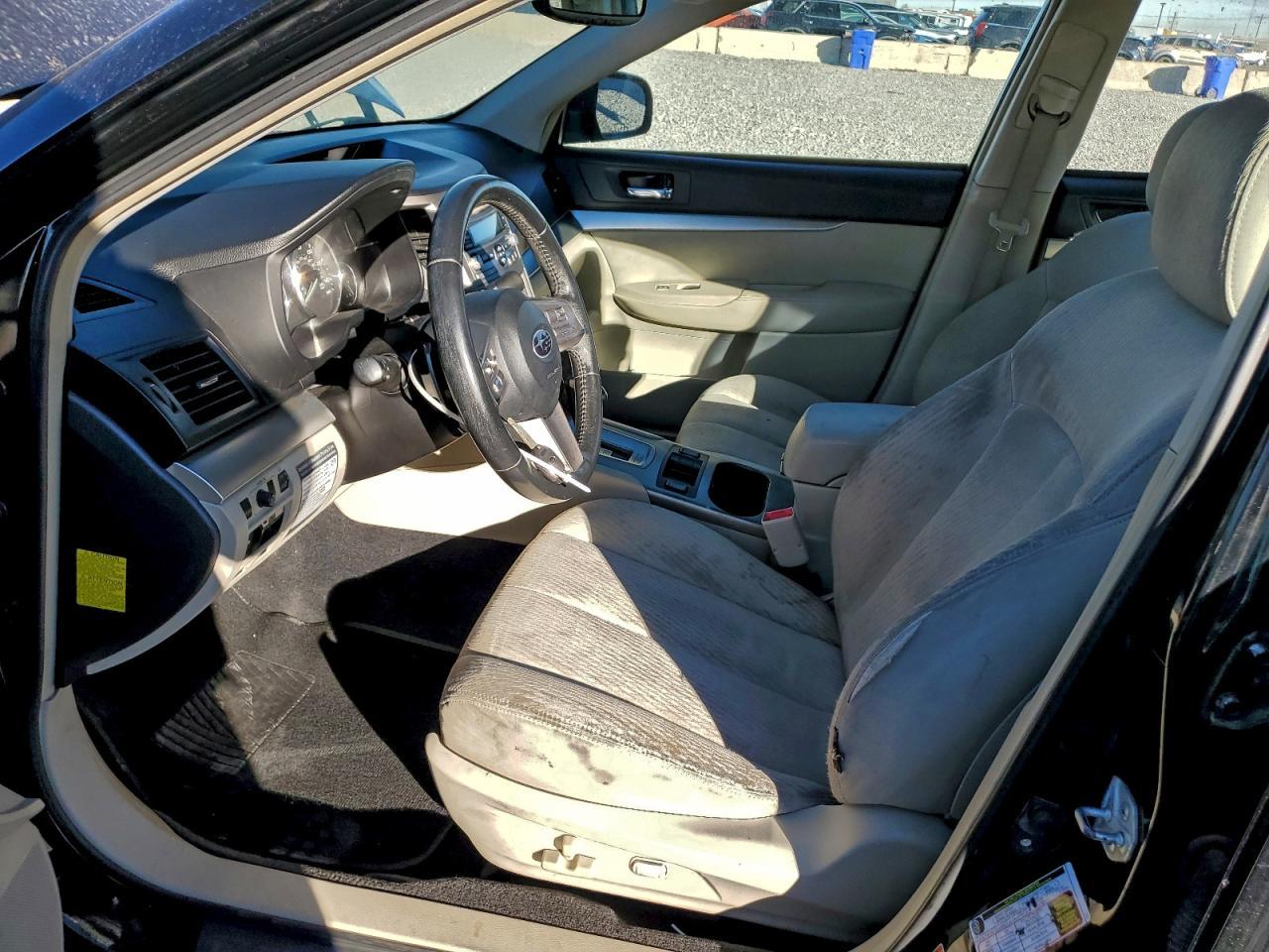 2011 Subaru Legacy 2.5I Premium - Фото 7