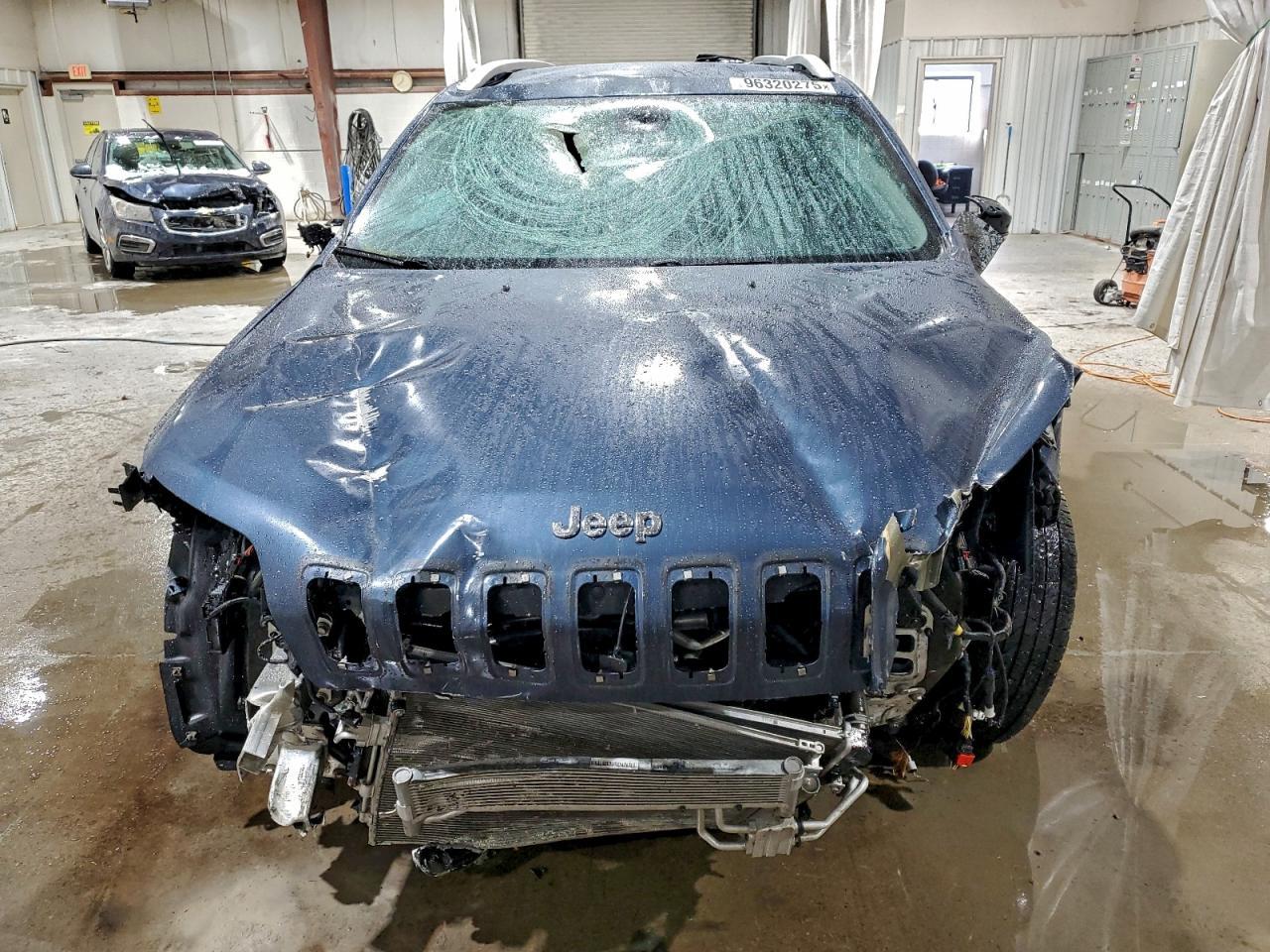 2019 Jeep Cherokee Latitude Plus - Image 5