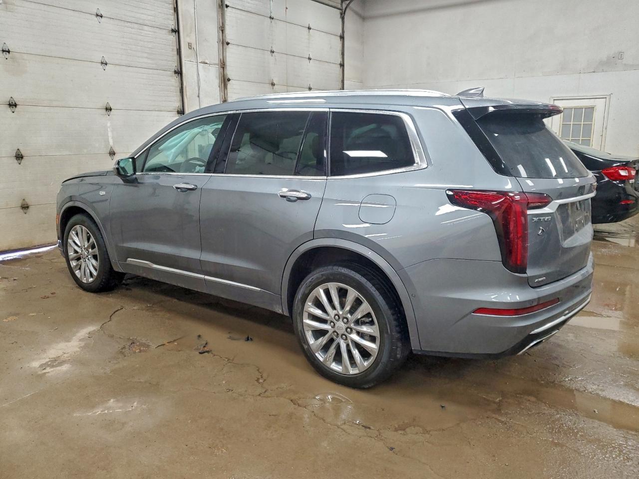 2021 Cadillac Xt6 Premium Luxury - Фото 2