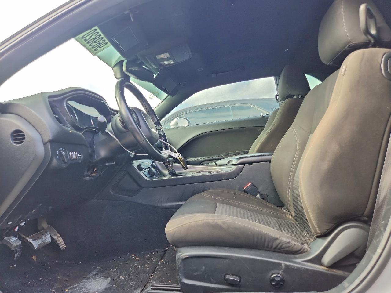 2021 Dodge Challenger Sxt - Image 7