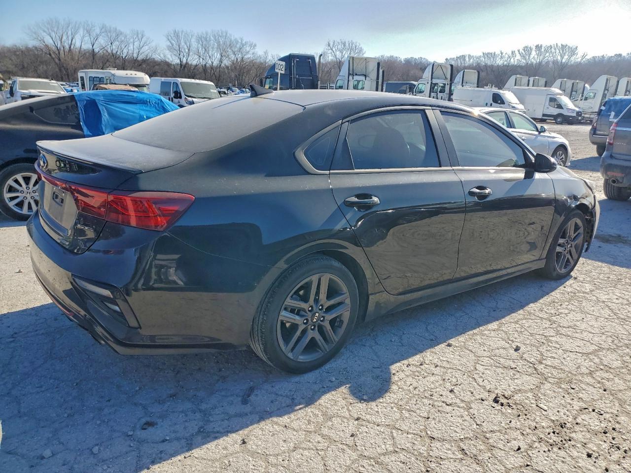 2021 Kia Forte - Фото 3