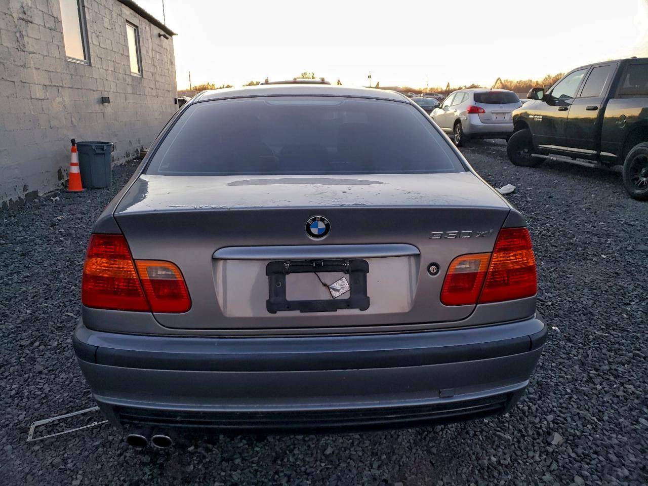 2003 BMW 330 Xi - Фото 6