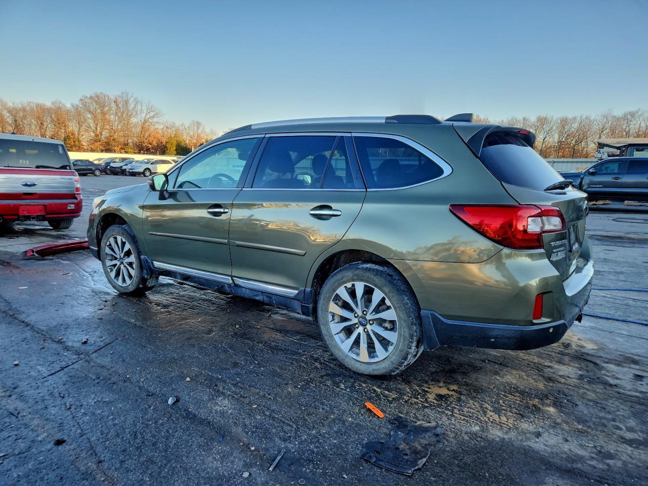 2017 Subaru Outback Touring - Фото 2