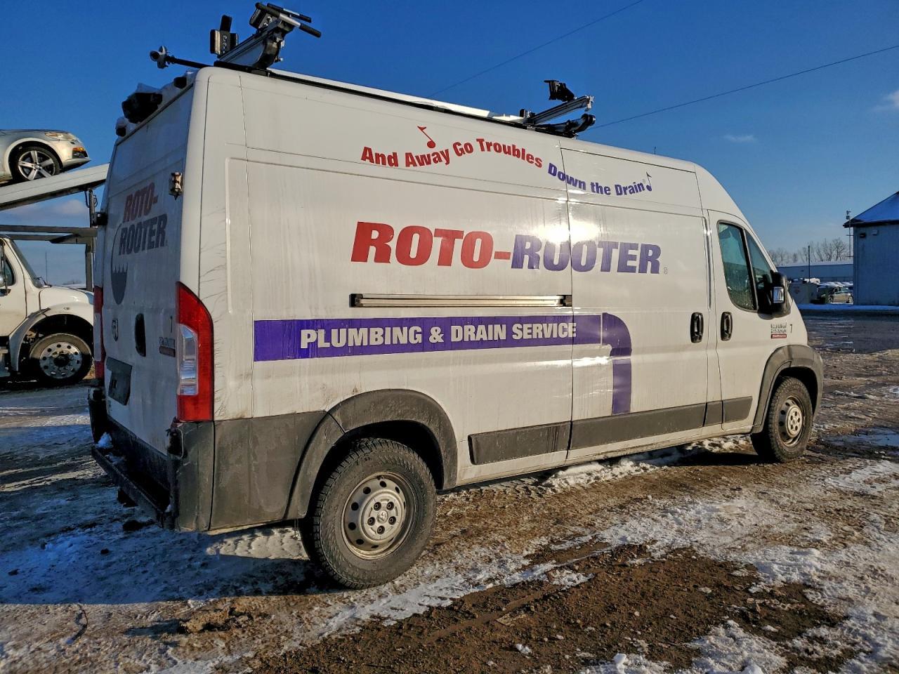 2019 Ram Promaster 2500 Delivery Van - Фото 3