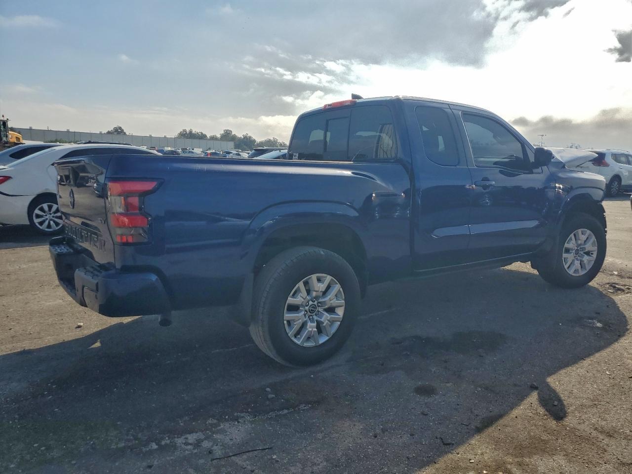 2022 Nissan Frontier S - Фото 3