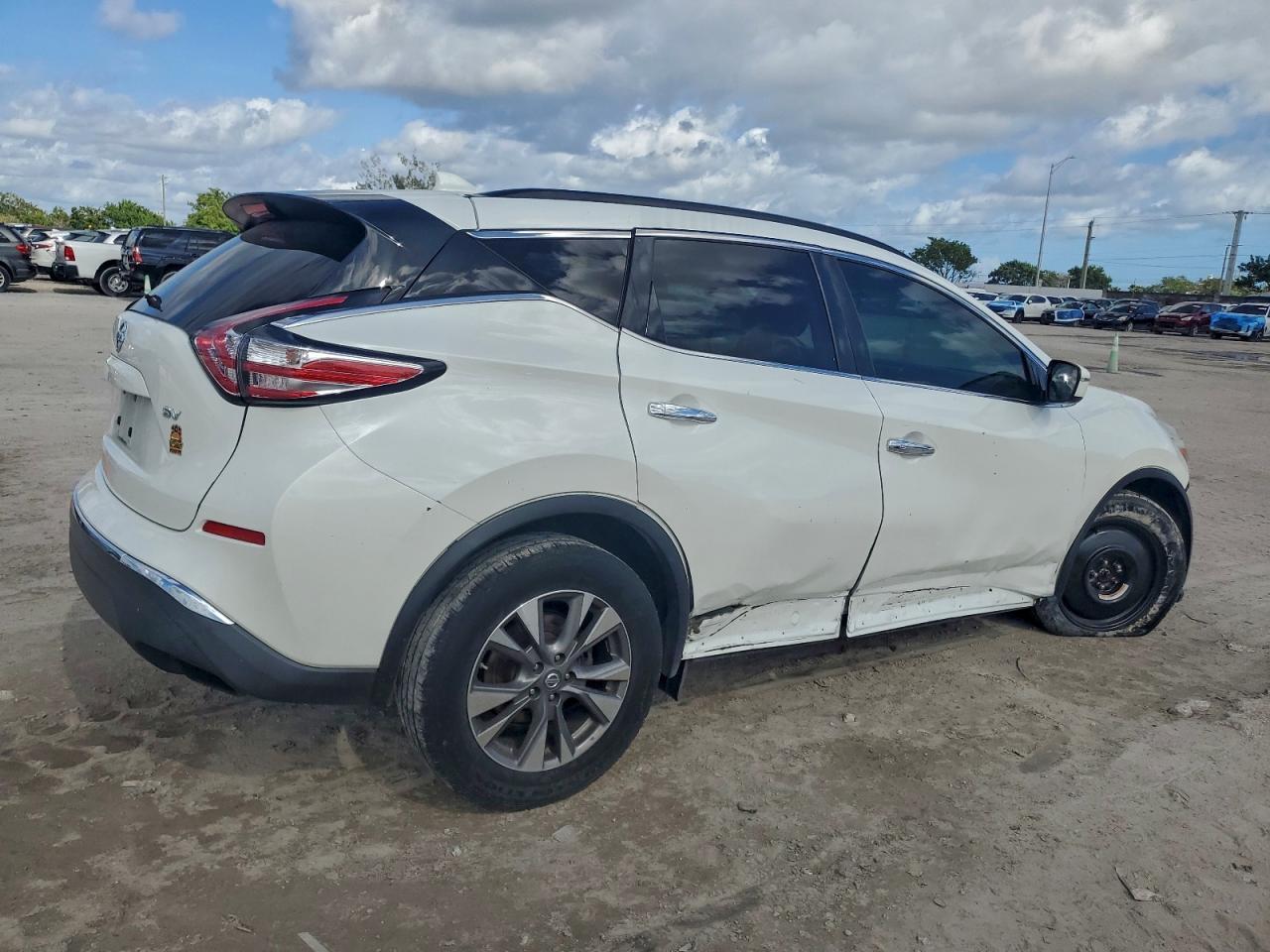 2017 Nissan Murano S - Фото 3