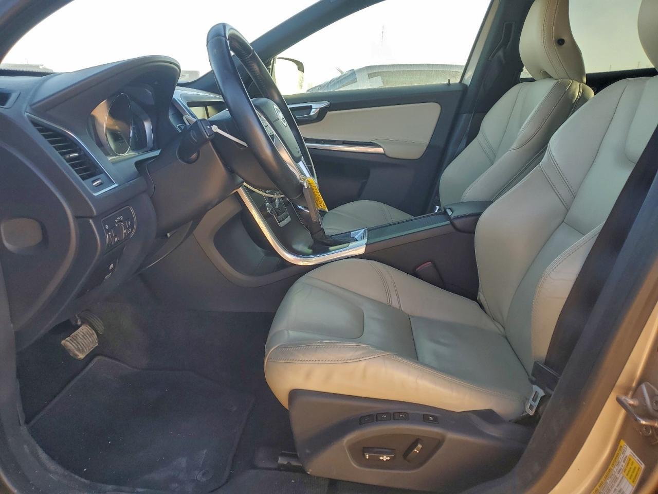 2015 Volvo Xc60 T5 Platinum - Image 7