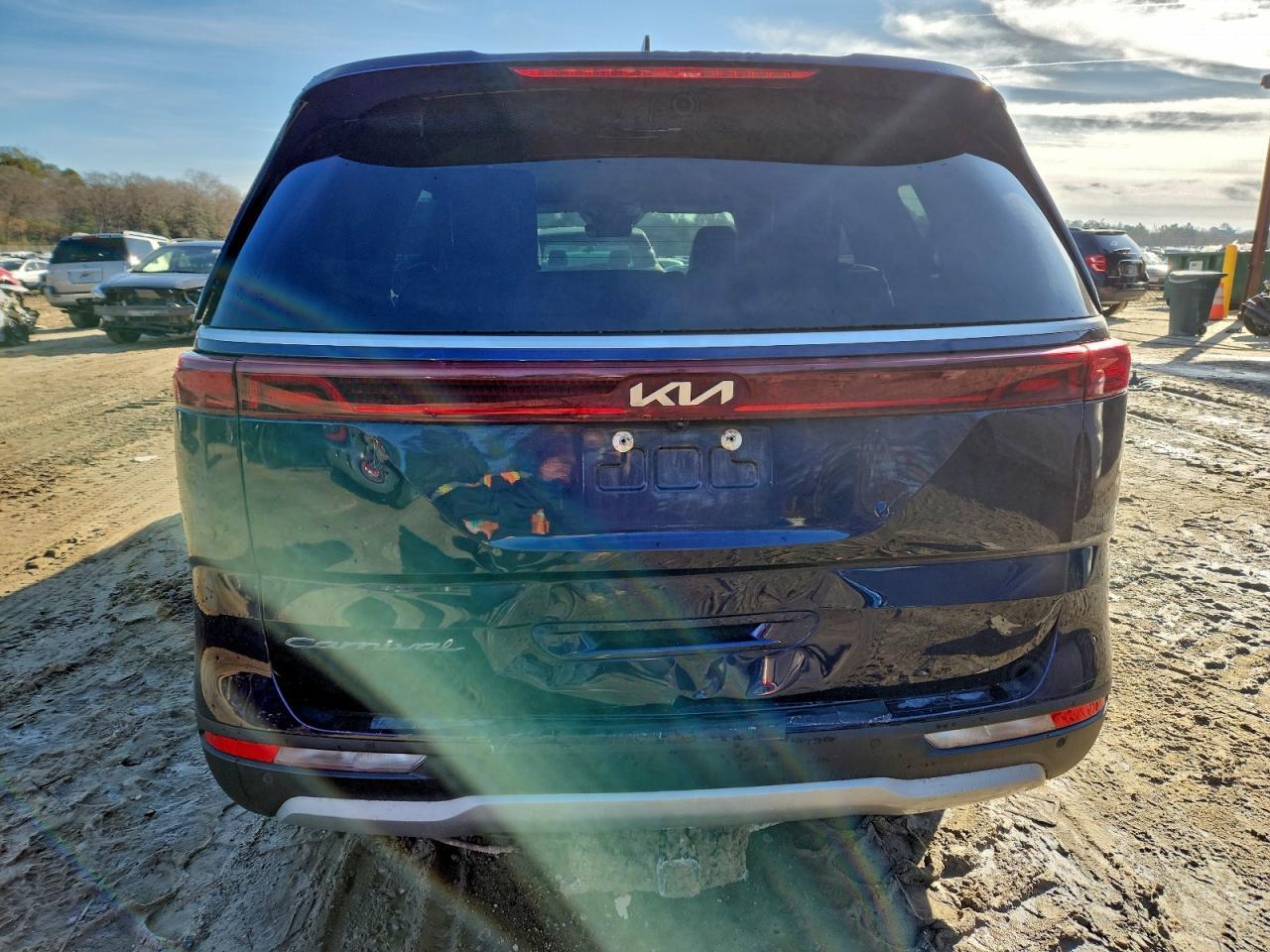 2022 Kia Carnival Lx - Image 6