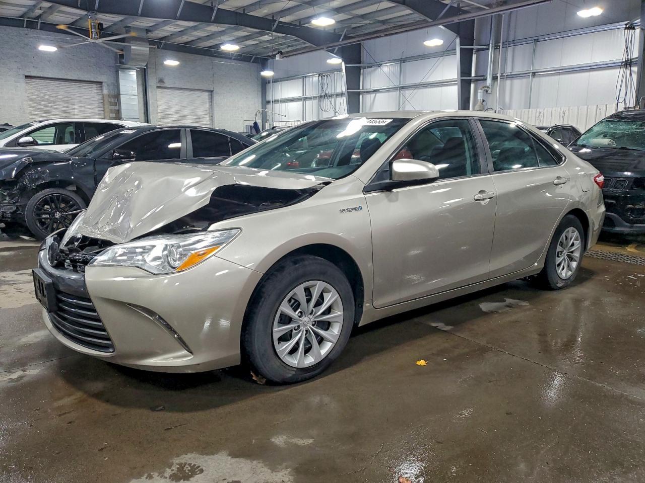 2016 Toyota Camry Hybrid