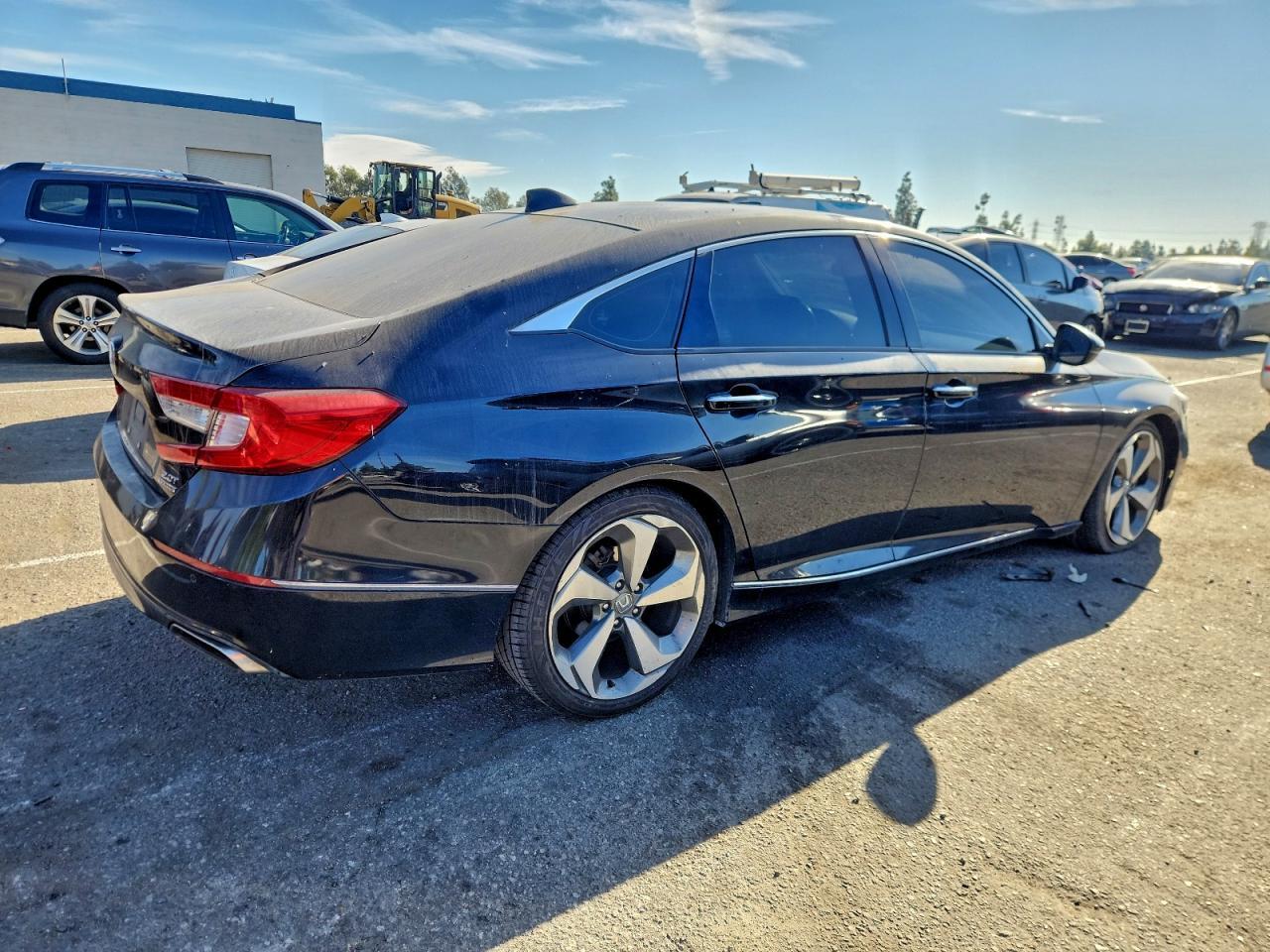 2019 Honda Accord Touring - Фото 3