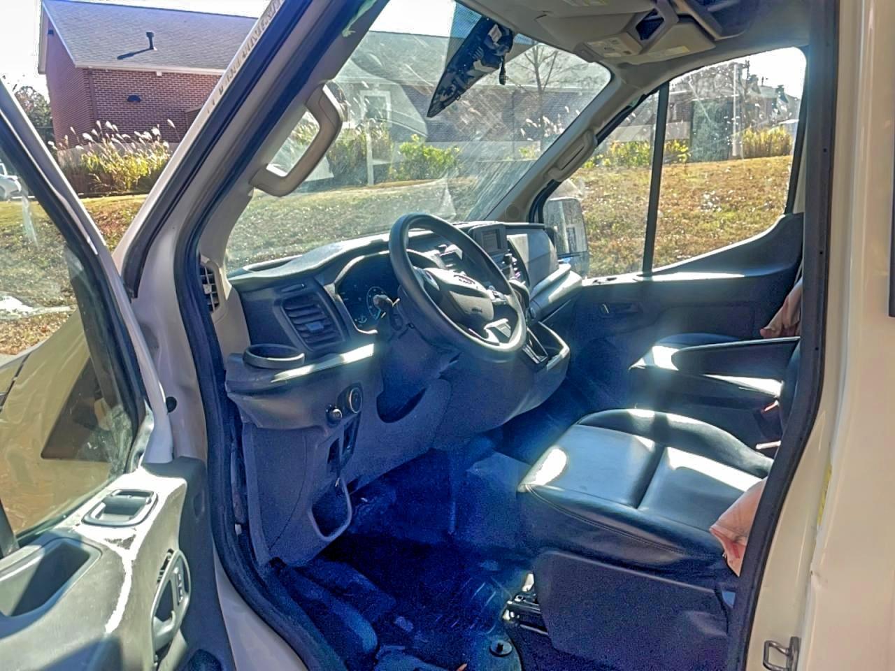 2022 Ford Transit T-250 - Image 5