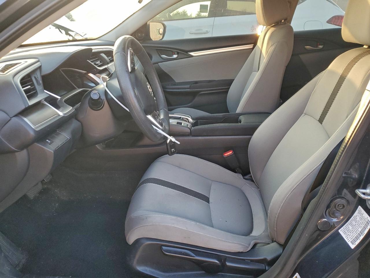 2018 Honda Civic Ex - Image 7