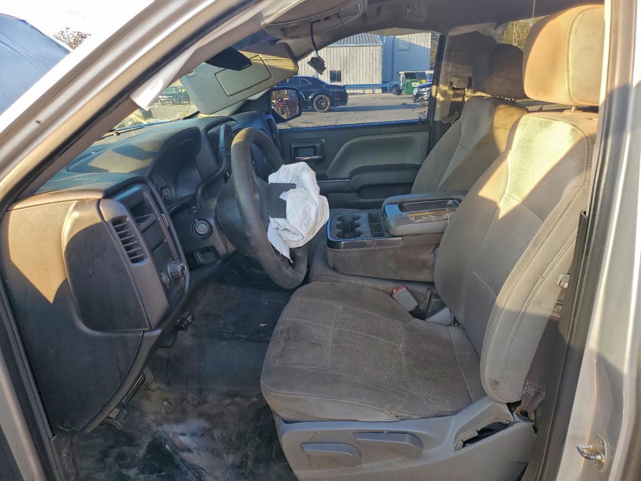 2017 Chevrolet Silverado C1500 - Image 7