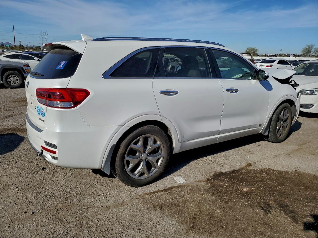 2017 Kia Sorento Sx - Image 3