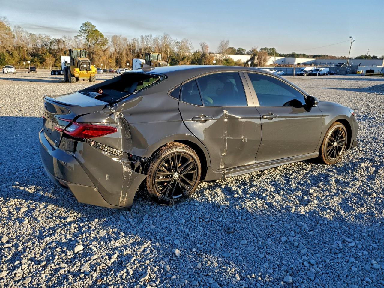 2026 Toyota Camry Xse - Image 3