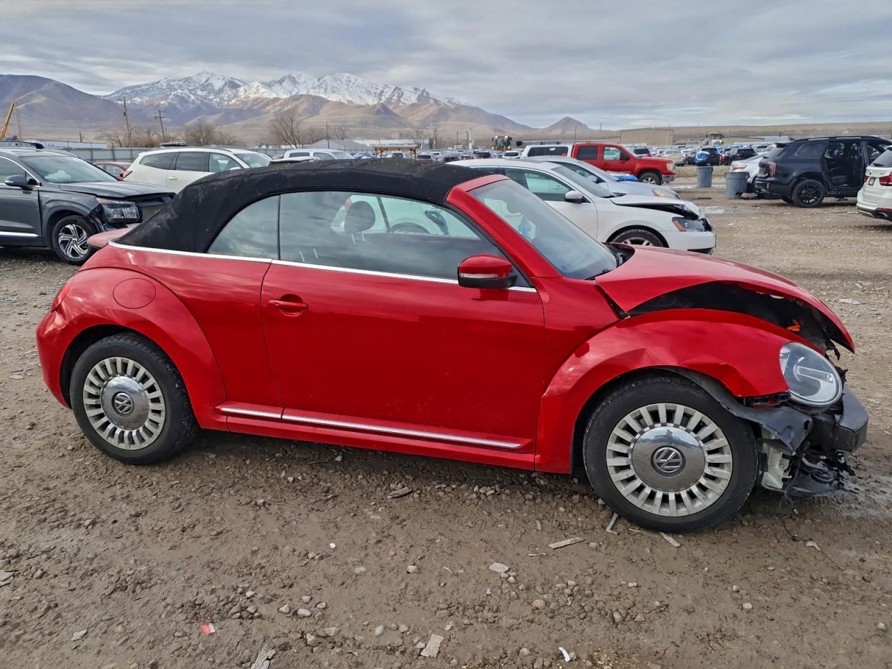 2013 Volkswagen Beetle - Фото 4