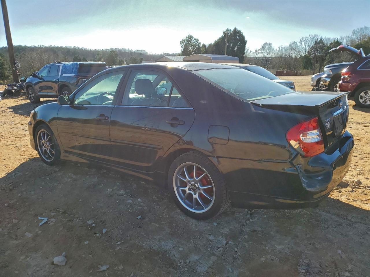2004 Toyota Camry Le - Фото 2