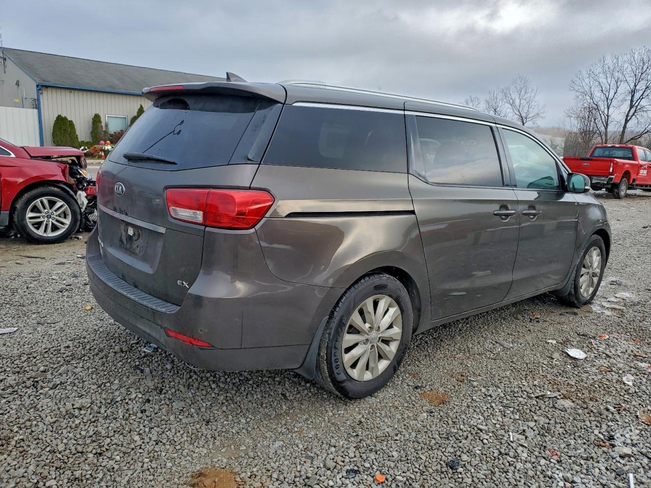 2016 Kia Sedona Ex - Фото 3