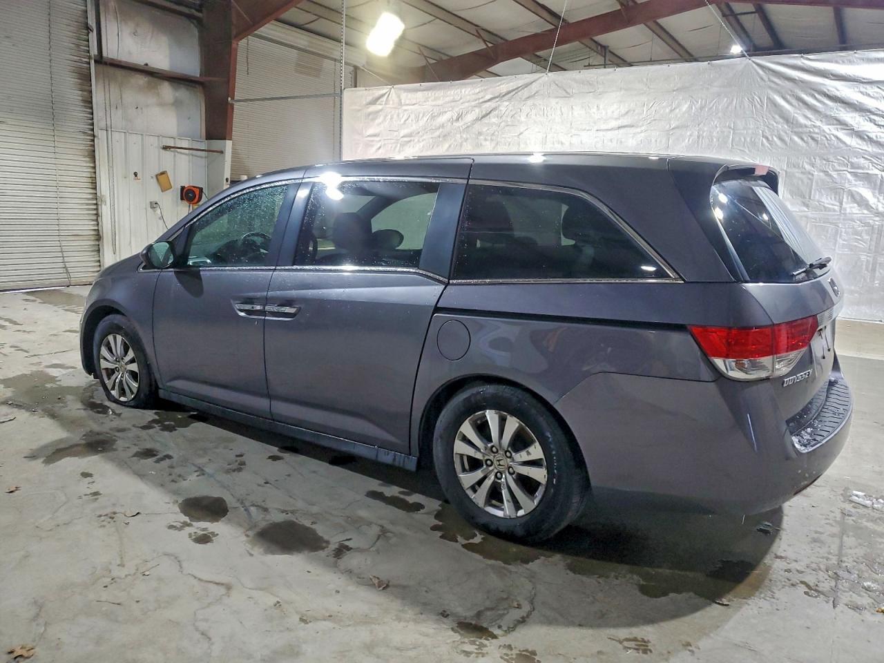 2015 Honda Odyssey Ex - Фото 2