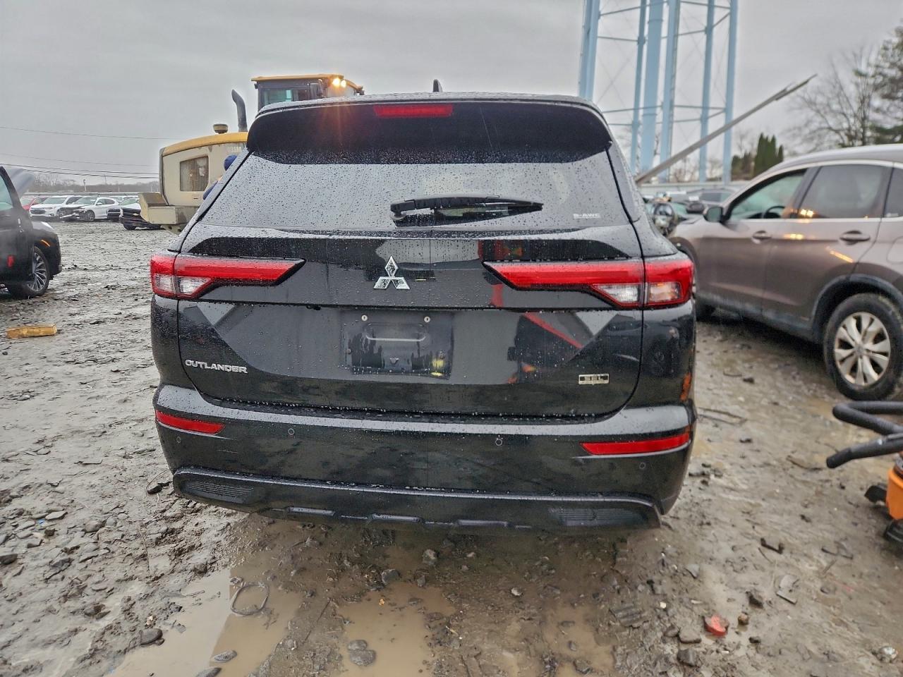 2023 Mitsubishi Outlander Sel - Фото 6
