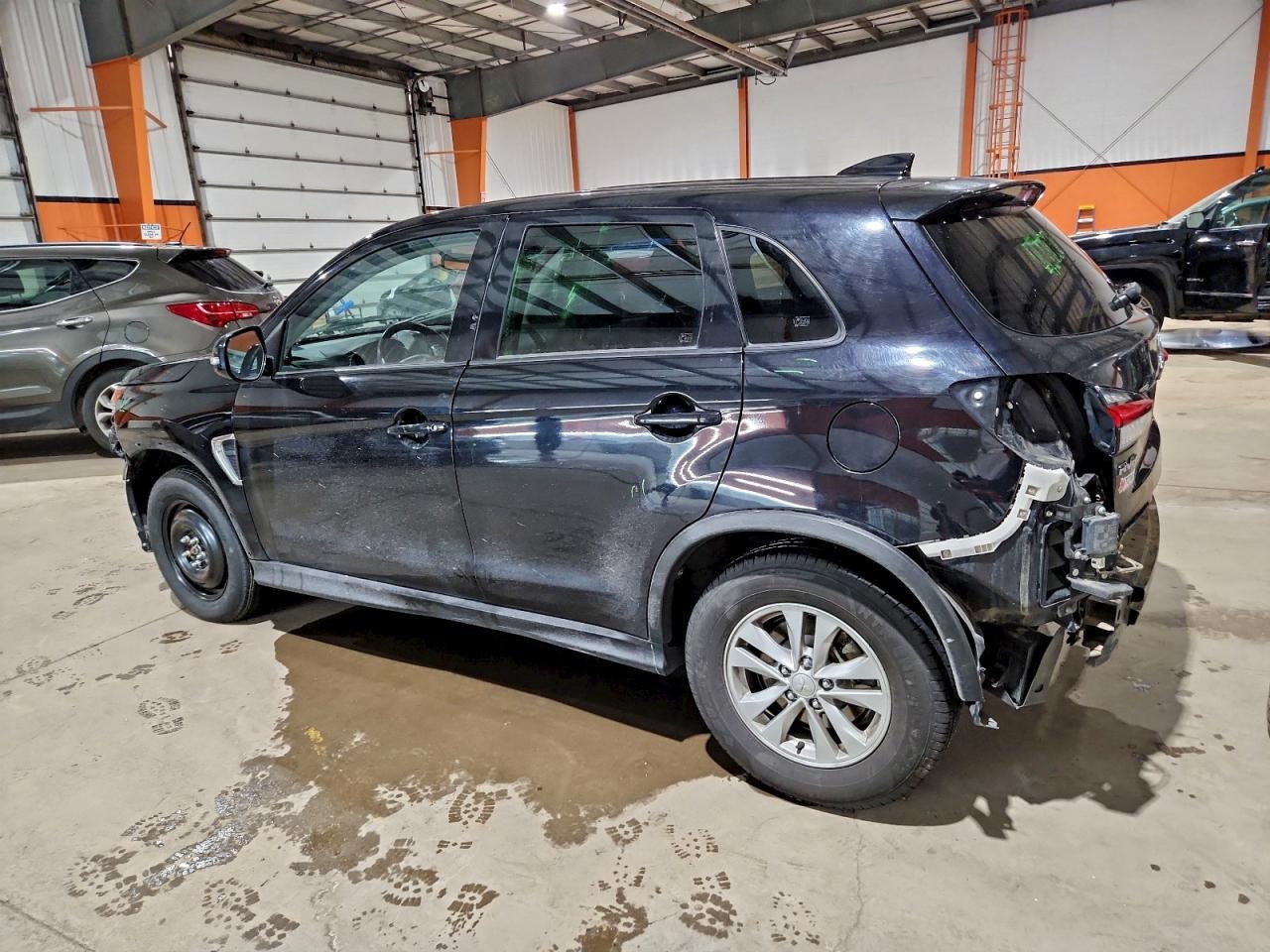 2021 Mitsubishi Rvr Se - Image 2