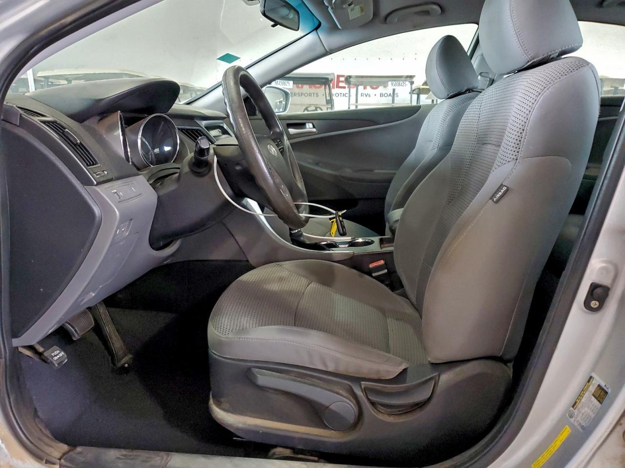 2011 Hyundai Sonata Gls - Image 7