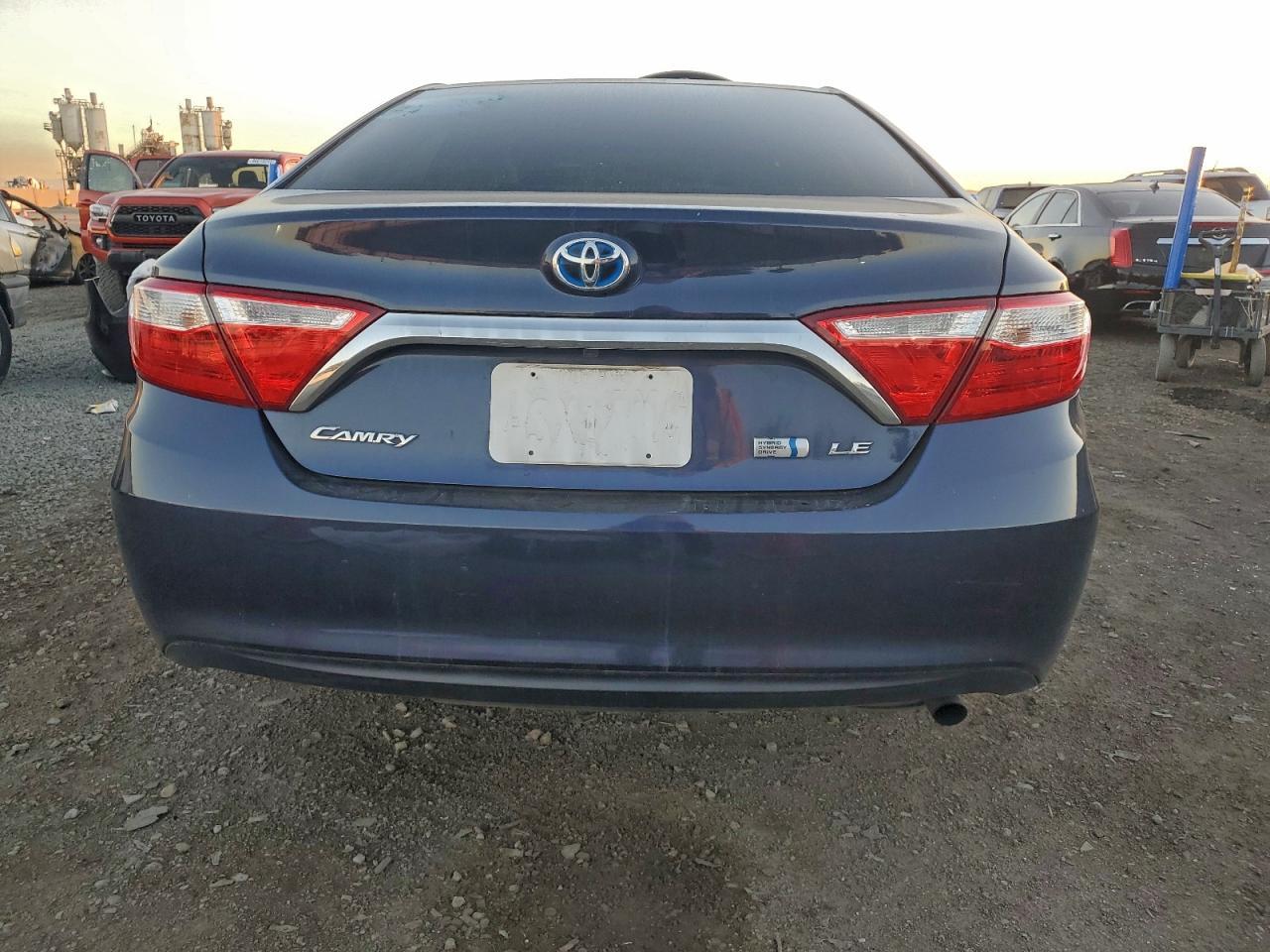 2016 Toyota Camry - Image 6