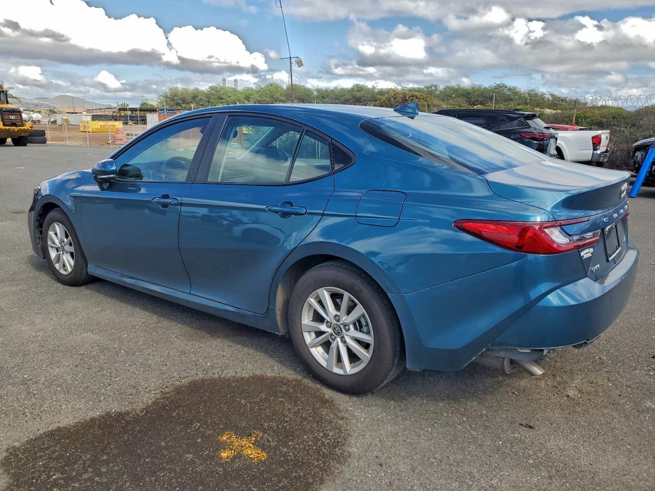 2025 Toyota Camry Xse - Фото 2