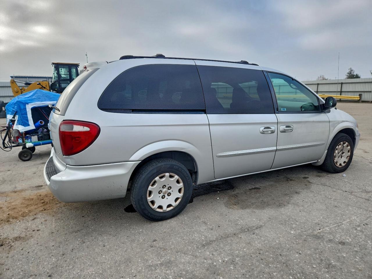 2003 Chrysler Town & Country Lx - Фото 3