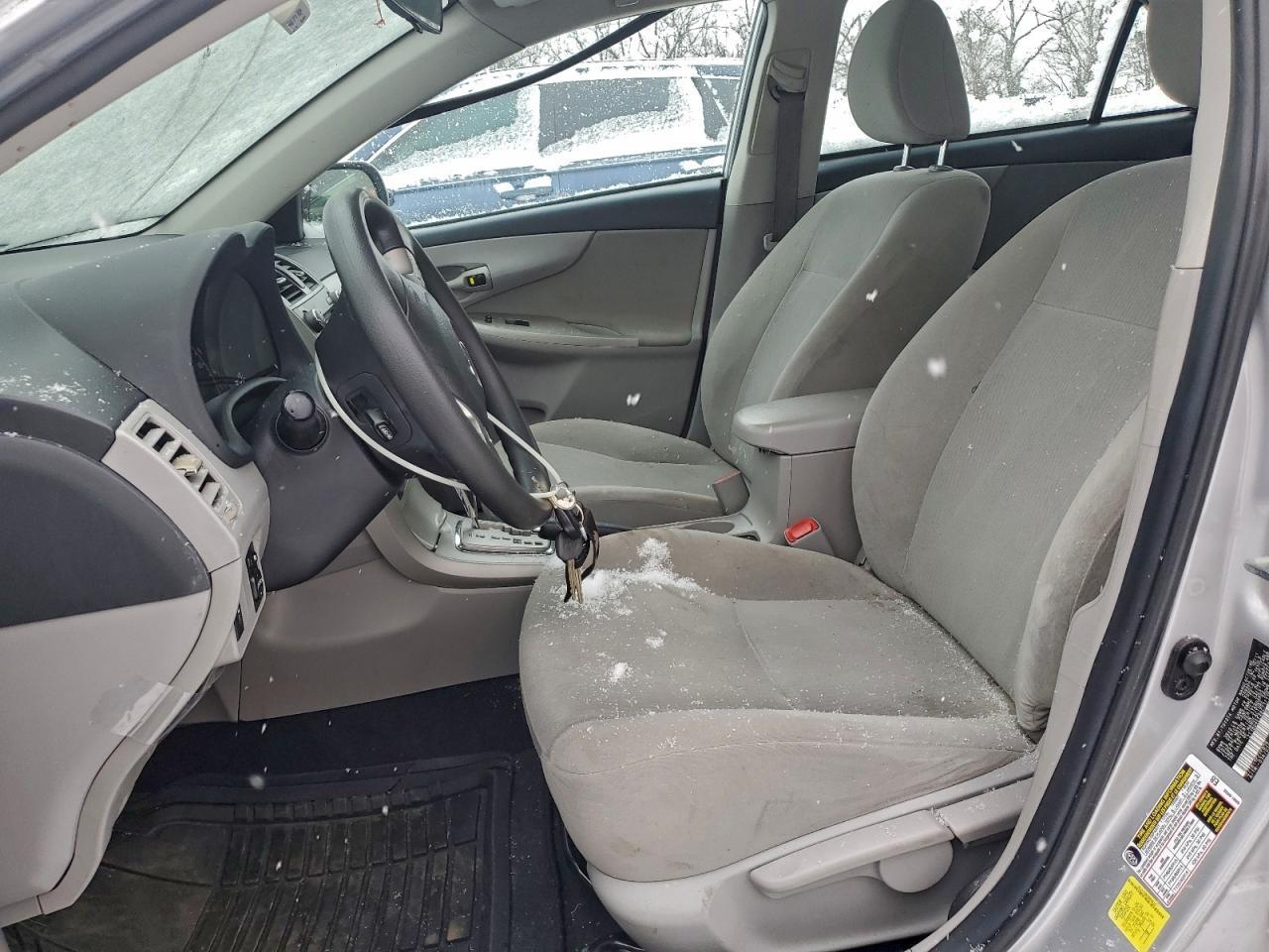 2011 Toyota Corolla - Фото 7