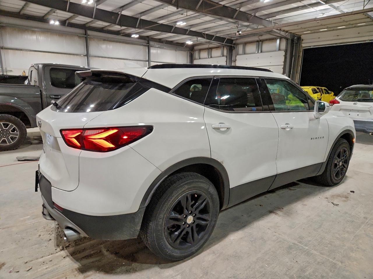 2019 Chevrolet Blazer 2Lt - Image 3